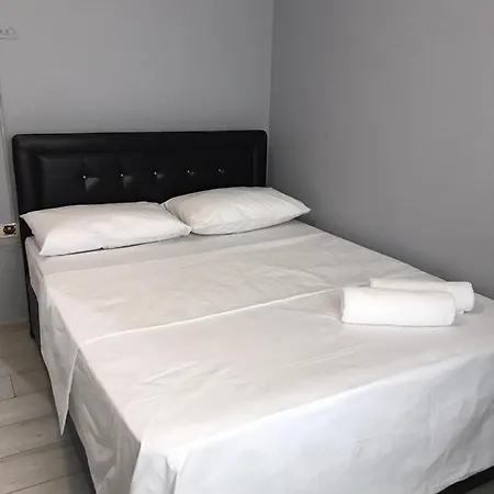 Hotel apartamentowy Vuroz Apart *